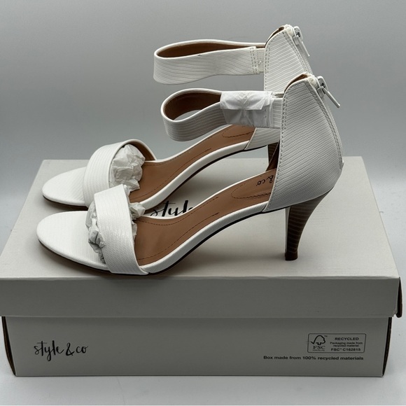 Style & Co Paycee White Heels 8.5M – Zip Back - Picture 3 of 8